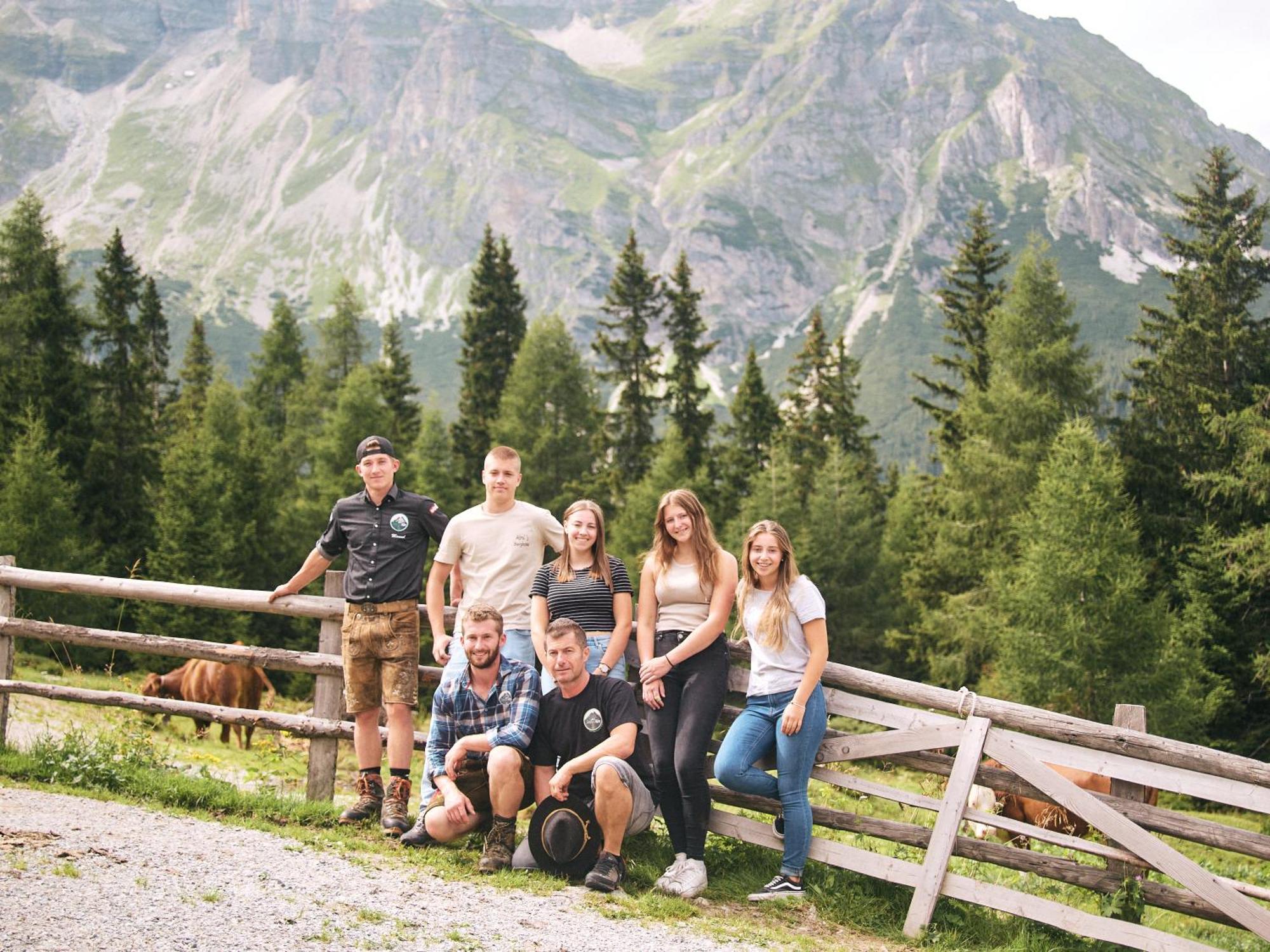Almi'S Berghotel Obernberg am Brenner Buitenkant foto