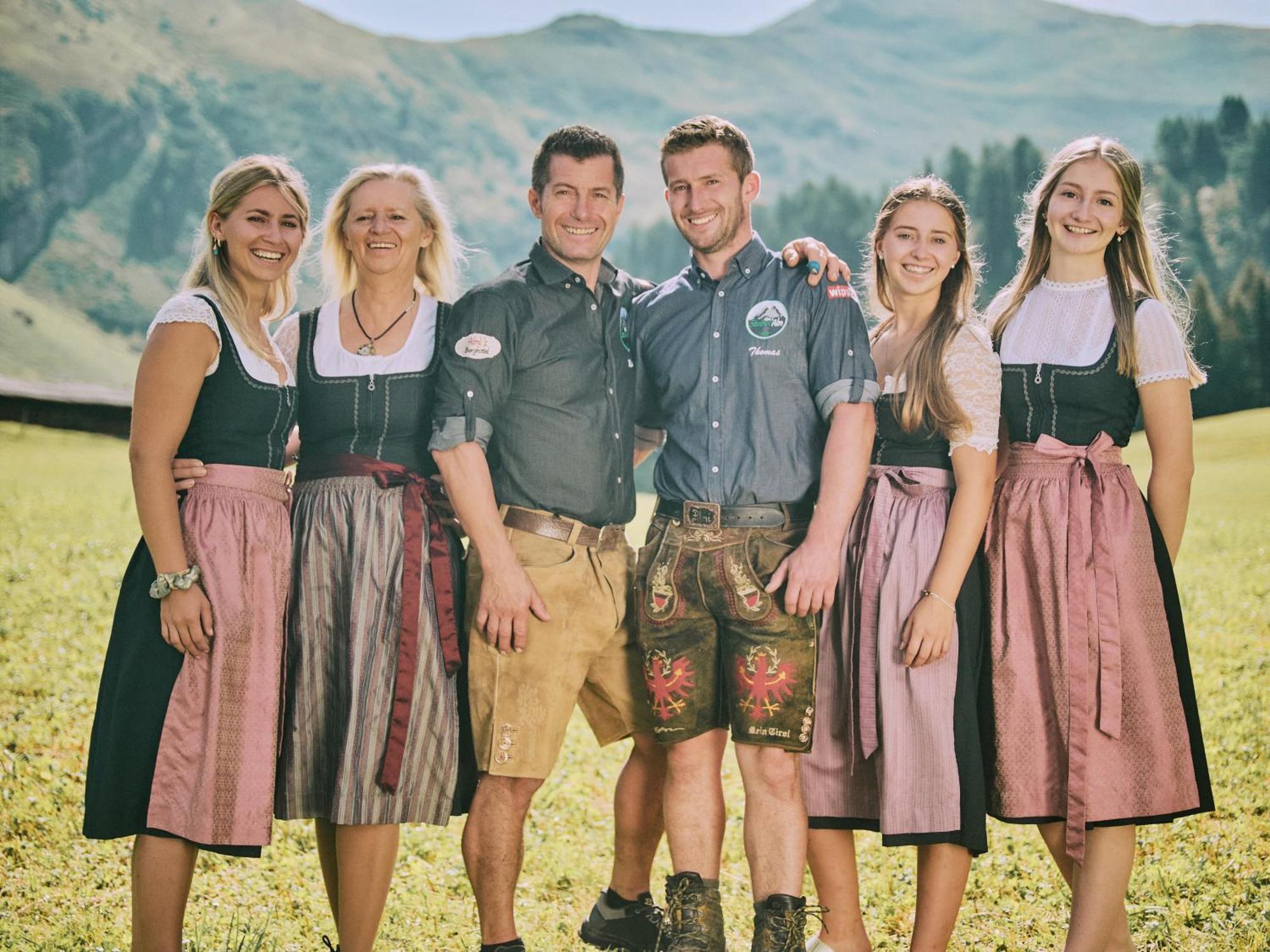 Almi'S Berghotel Obernberg am Brenner Buitenkant foto